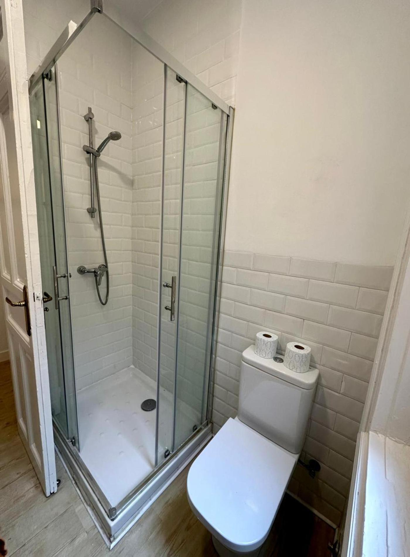 Apartamento Loft 3pax En Huertas-cortes Madri